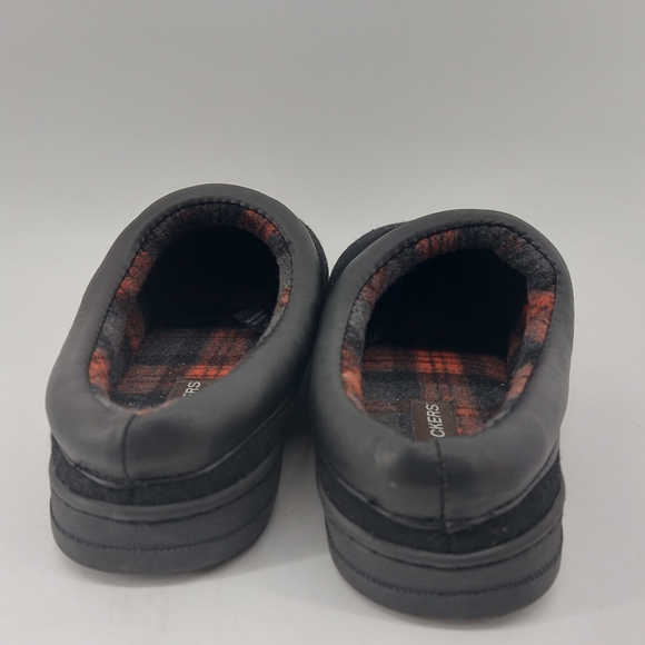 Dockers Black Slippers with Plaid Interior Size 9 - Picture 2 of 8
